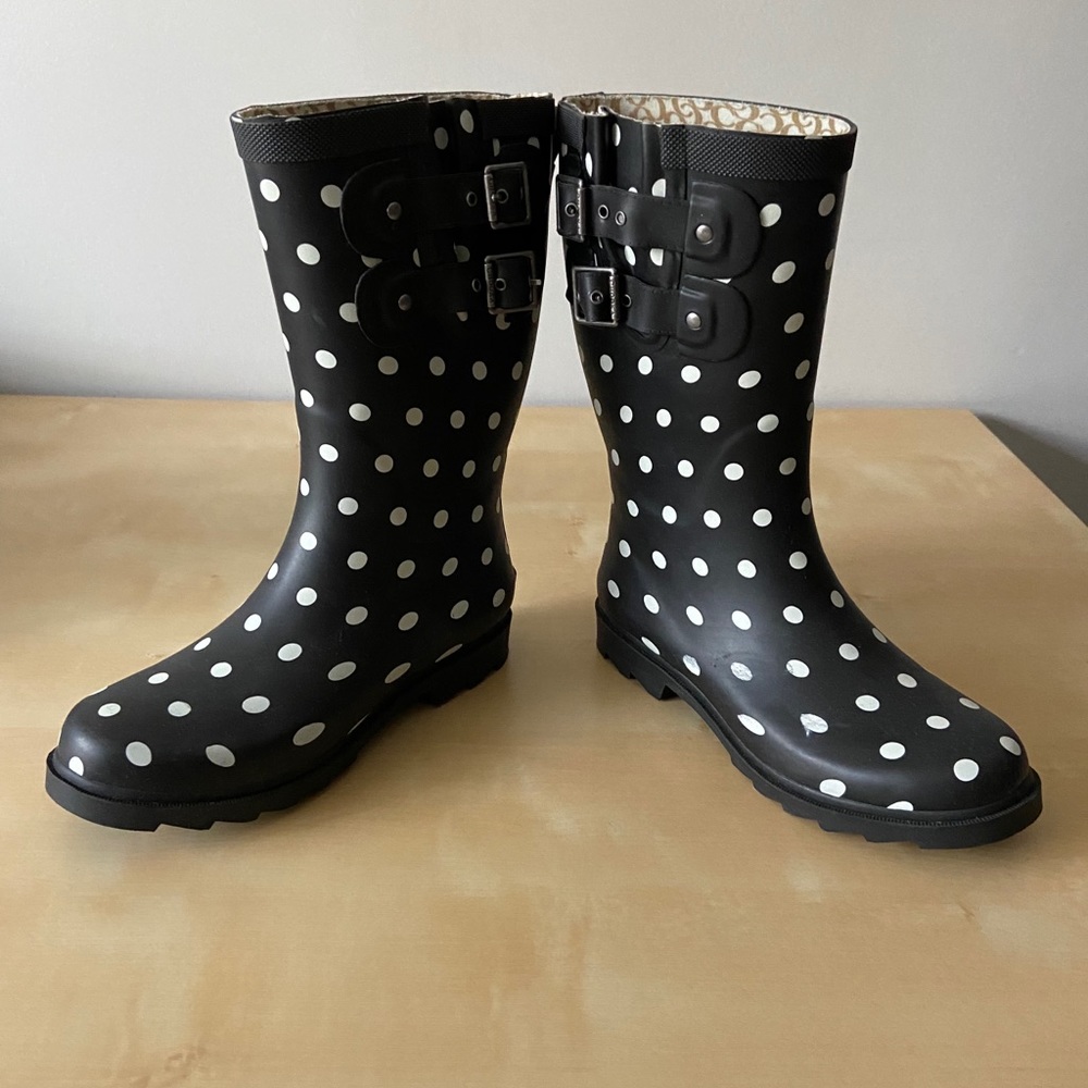 Chooka Black Rain Boots with white polka, size 7